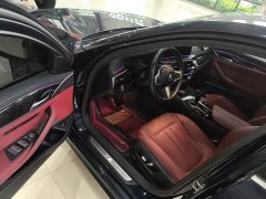BMW 5 Series 525Li M Sport Package - ფოტო 16