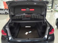 BMW 5 Series 525Li M Sport Package - ფოტო 19