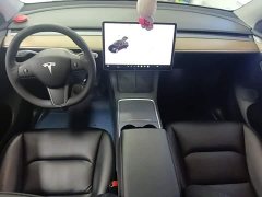 Tesla Model Y Standard Range RWD - ფოტო 10