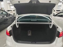 Volkswagen Bora 200TSI DSG Comfort Navigation Edition - ფოტო 19