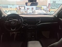 Jeep Grand Commander 2022 2.0T AWD Luxury - ფოტო 10