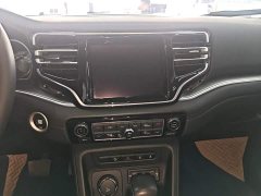 Jeep Grand Commander 2022 2.0T AWD Luxury - ფოტო 13
