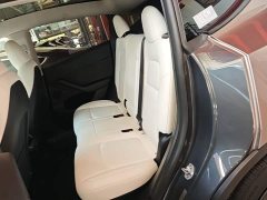 Tesla Model Y Long Range All-Wheel Drive - ფოტო 17