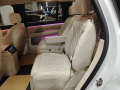 NIO ES8 Six-Seat Executive Luxury Edition - ფოტო 17