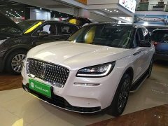 Lincoln Explorer 2.0T Two-Wheel Drive Premium - ფოტო 1