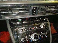 Lincoln Explorer 2.0T Two-Wheel Drive Premium - ფოტო 14