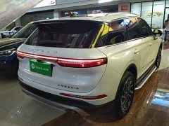 Lincoln Explorer 2.0T Two-Wheel Drive Premium - ფოტო 7