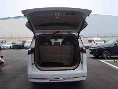 Buick GL8 New Energy Lusang Respect Edition - ფოტო 19