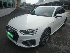 Audi A4L 40 TFSI Fashion Dynamic - ფოტო 1