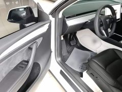 Tesla Model Y Rear-Wheel Drive - ფოტო 16