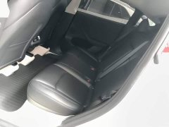 Tesla Model Y Rear-Wheel Drive - ფოტო 17