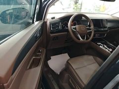 Volkswagen Viloran 330TSI Business Edition - ფოტო 16