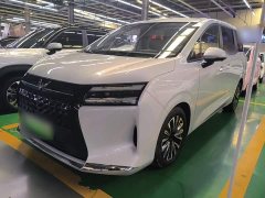 Wuling Starlight 730 New Energy PHEV 125km Luxury - ფოტო 2