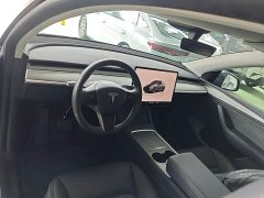 Tesla Model Y Rear-Wheel Drive - ფოტო 10
