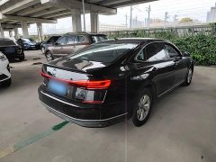 Volkswagen Passat Outstanding Edition 280TSI Business Version - ფოტო 7