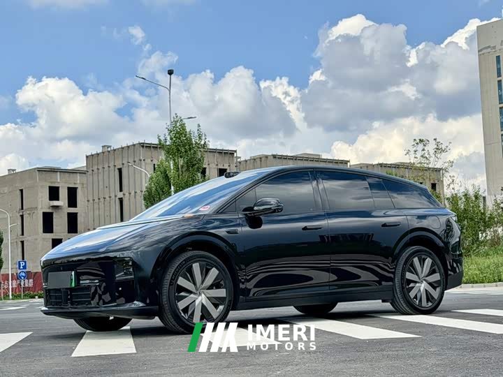 Li Auto i6 2025 Two-Wheel Drive Standard - ავტომობილი ჩინეთიდან