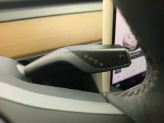 Tesla Model Y Standard Range RWD - ფოტო 14