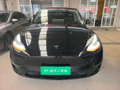 Tesla Model Y Standard Range RWD - ფოტო 3