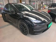 Tesla Model Y Standard Range RWD - ფოტო 4