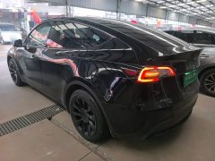 Tesla Model Y Standard Range RWD - ფოტო 5
