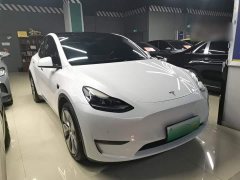 Tesla Model Y Standard Range RWD - ფოტო 4