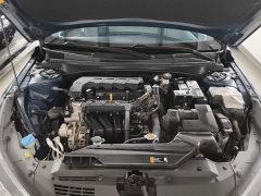 Hyundai Elantra 1.5L CVT Luxury - ფოტო 20
