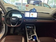 Geely Emgrand 2026 4 Million Commemorative Edition 1.5L CVT Excellence - фото 10
