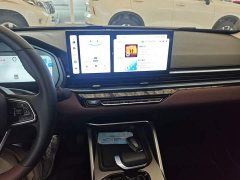 Geely Emgrand 2026 4 Million Commemorative Edition 1.5L CVT Excellence - фото 13