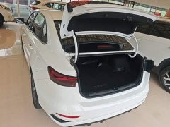 Geely Emgrand 2026 4 Million Commemorative Edition 1.5L CVT Excellence - фото 19