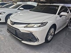 Toyota Camry 2.0G Luxury - ფოტო 1