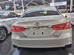 Toyota Camry 2.0G Luxury - ფოტო 6