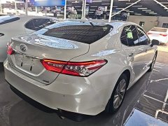 Toyota Camry 2.0G Luxury - ფოტო 7