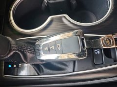 Toyota Camry 2.0G Luxury - ფოტო 9