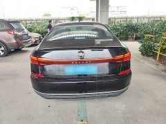 Volkswagen Passat Outstanding Edition 280TSI Business Version - ფოტო 4