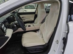 BYD Qin L DM-i 128KM Leading Edition - ფოტო 15