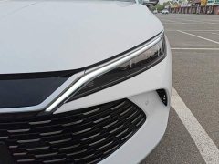 BYD Qin L DM-i 128KM Leading Edition - ფოტო 16