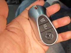 Mercedes-Benz EQE SUV 500 4MATIC Luxury - ფოტო 9