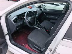 Volkswagen Polo 2019 Plus 1.5L Automatic Panoramic Sunroof Comfort Edition - ფოტო 15