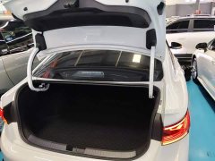 Volkswagen Jetta Facelift 300TSI DSG Excellence Edition - ფოტო 19
