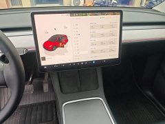 Tesla Model Y Rear-Wheel Drive - ფოტო 13