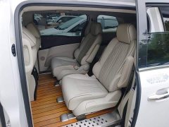 Buick GL8 Land Executive Cabin 652T Premium - ფოტო 13