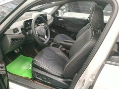 Volkswagen ID.3 Outstanding Edition - ფოტო 11