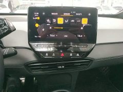 Volkswagen ID.3 Outstanding Edition - ფოტო 9