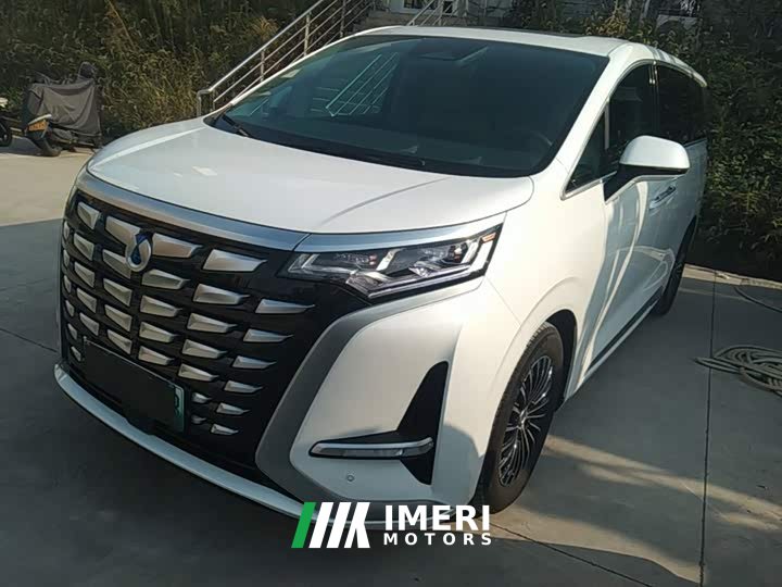 Denza D9 DM-i 970 AWD Premium Edition