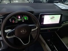 Volkswagen Viloran 380TSI Prestige - ფოტო 10