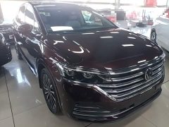 Volkswagen Viloran 380TSI Prestige - ფოტო 4