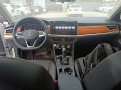 Volkswagen Bora 200TSI DSG Comfort Pro - ფოტო 10