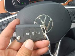 Volkswagen Bora 200TSI DSG Comfort Pro - ფოტო 9
