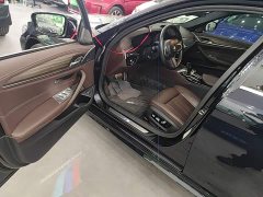 BMW 5 Series Facelift 530Li Luxury M Sport Package - ფოტო 16
