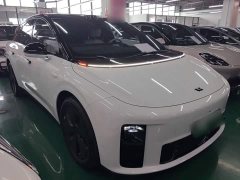 Li Auto i6 2025 Two-Wheel Drive Standard - ფოტო 4